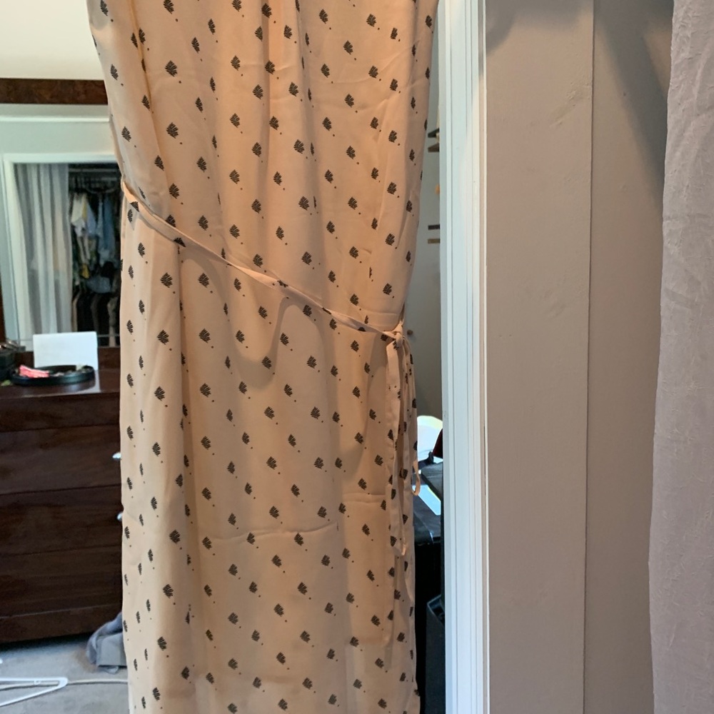 Light pink dress - Picture 4 of 4